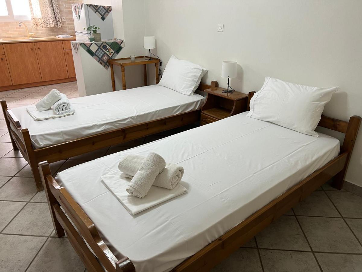 Karvounades Athina Rooms מראה חיצוני תמונה